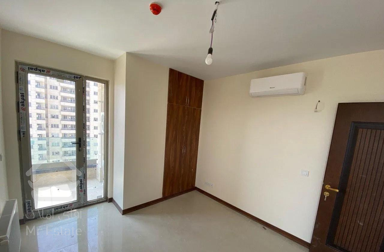 ۱۲۸ متری نوساز طبقه سیزدهم با چشم انداز