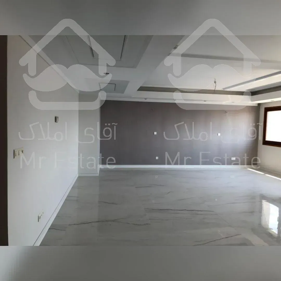 نیاوران ۱۷۰ متر دو خواب مستر