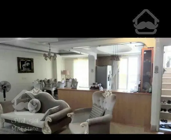 130متری/3خواب/تک واحدی/فول/صادقیه