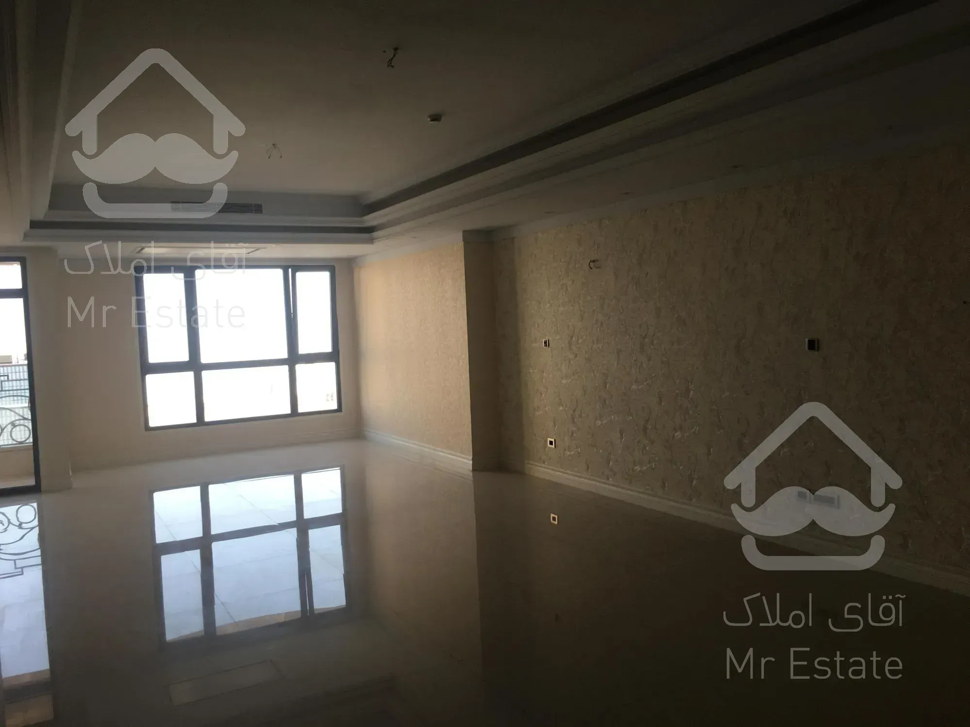 ۱۶۰ متر ولنجک برج کلاسیک