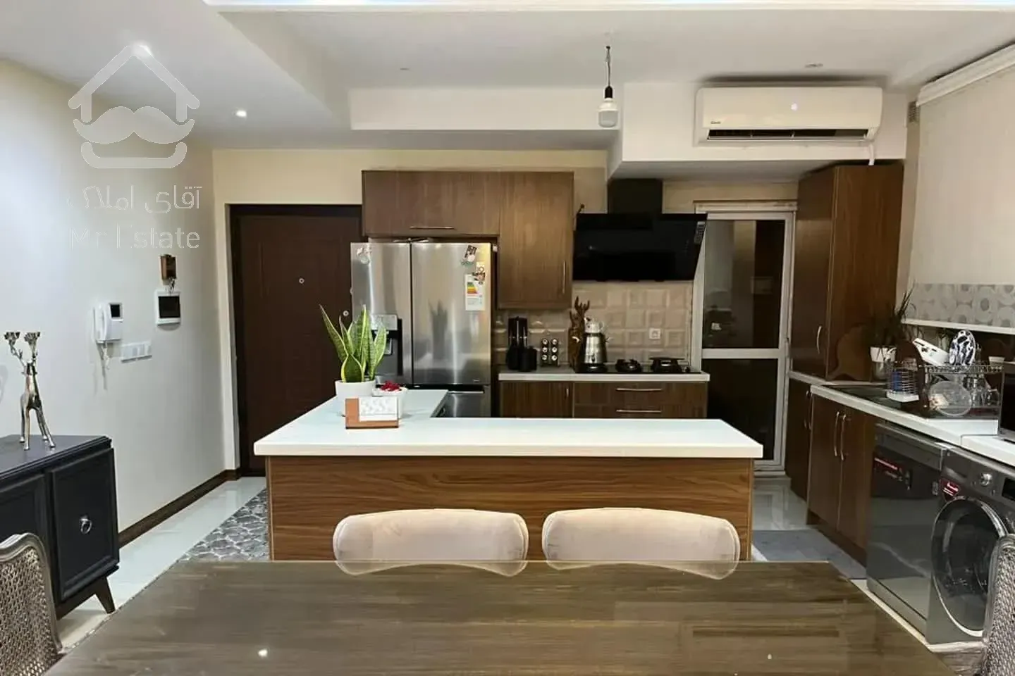 ۸۵متر ۳ساله فول امکانات امیرآباد