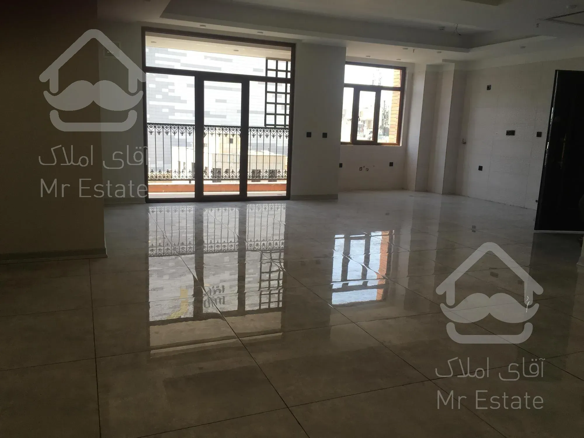 اندرزگو ١٣٠ متر خوش نقشه