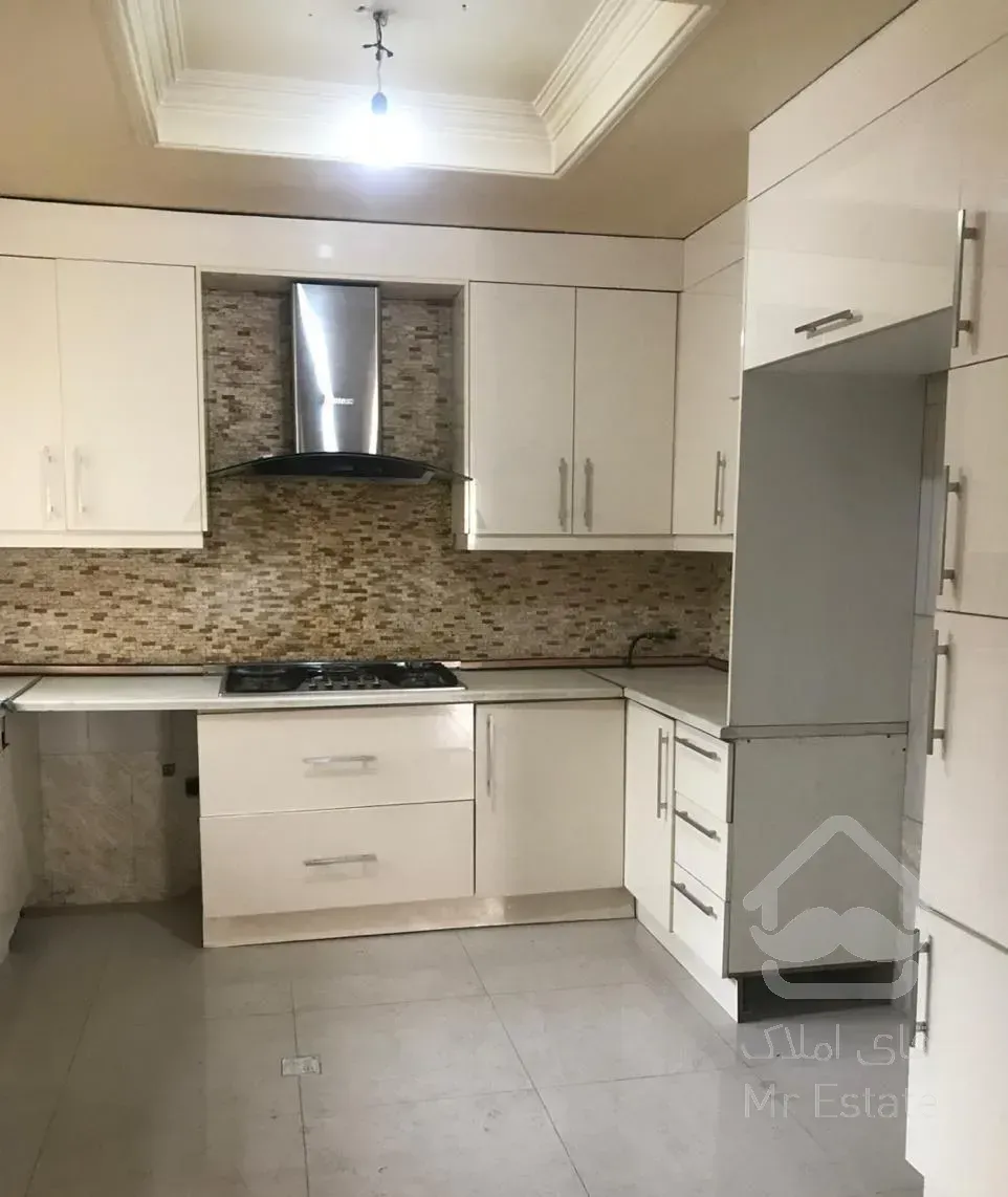 رهن آپارتمان ۱۲۰ متری ۳ خوابه در سنایی