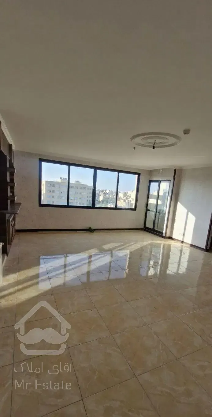 فروش واحد ۹۷ متری دو قدمی فدک مال