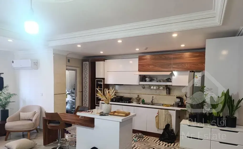 ۱۱۰ متر آپارتمان نوشهر فروشـ فـ وری