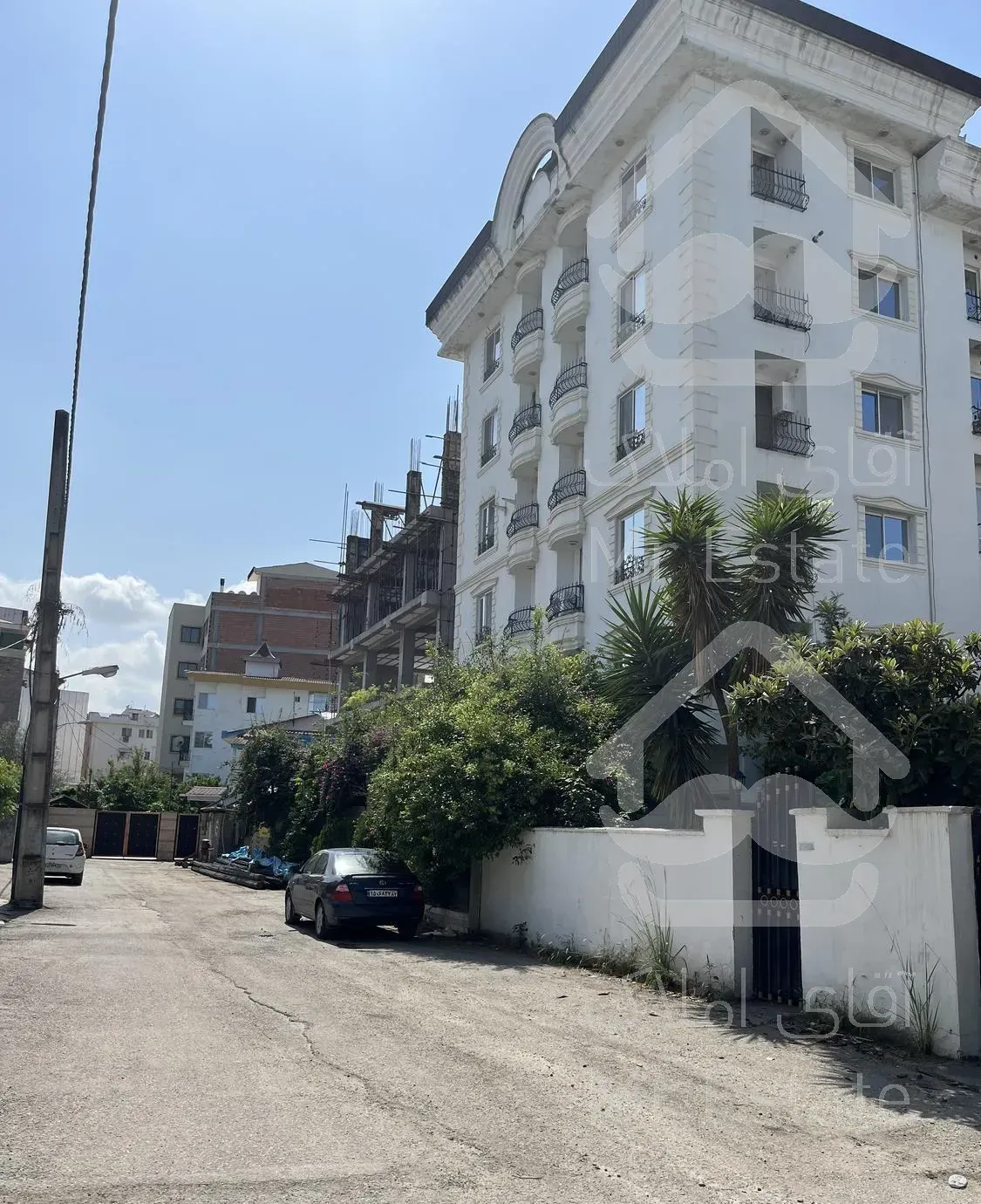 آپارتمان ۹۲ متری همافران