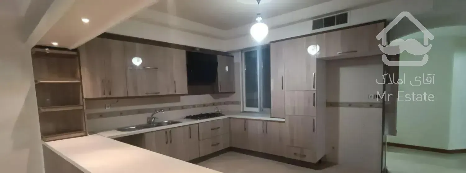 آپارتمان ۱۷۰متری ۳خواب