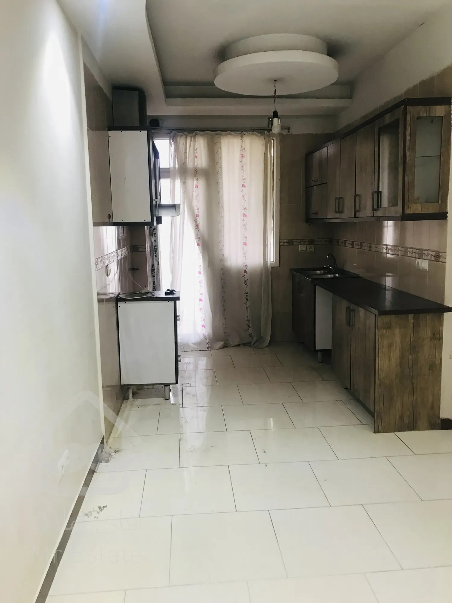 ۵۳متری فازیک اندیشه