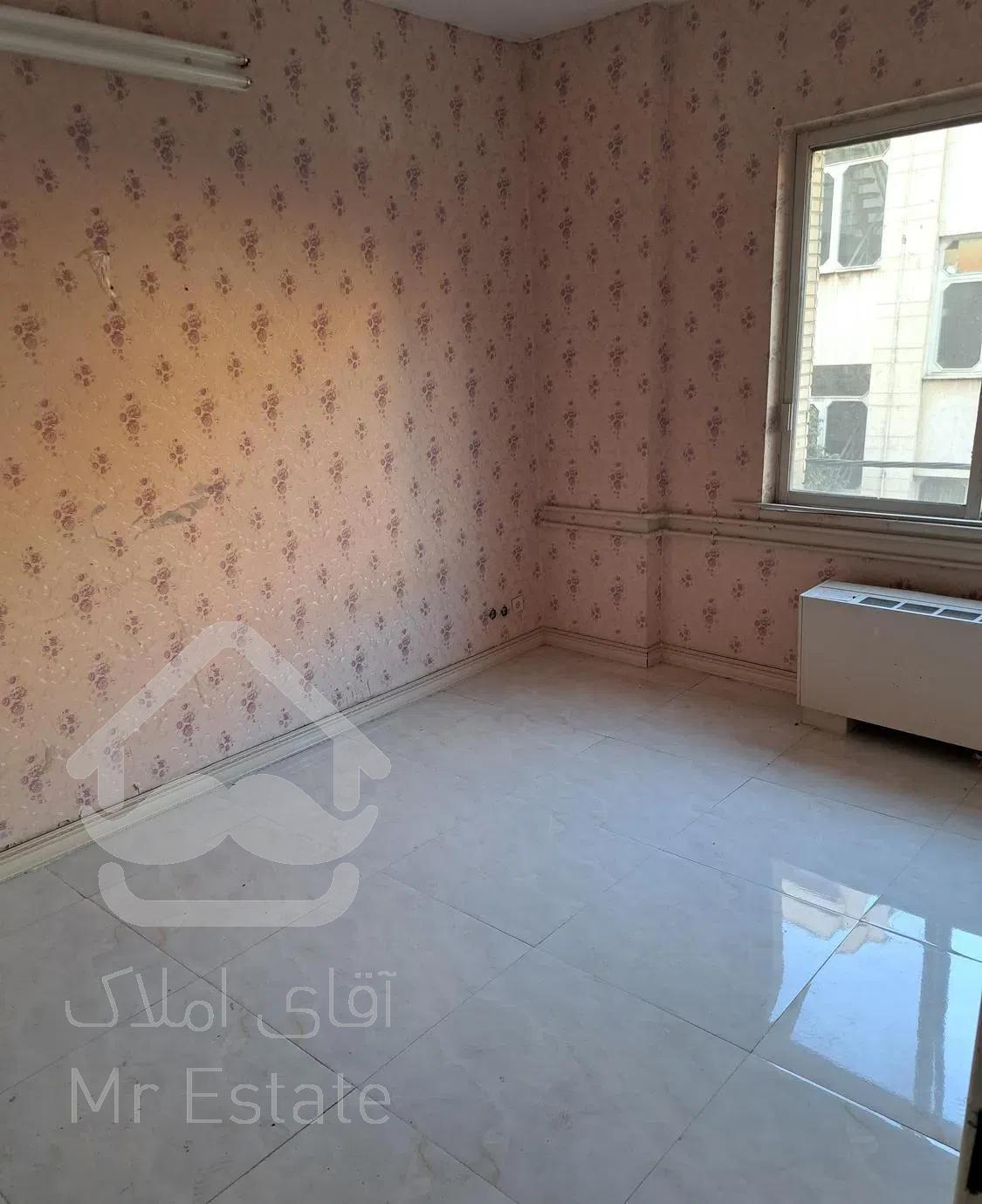 آپارتمان۱۱۰ متری  از طالقانی