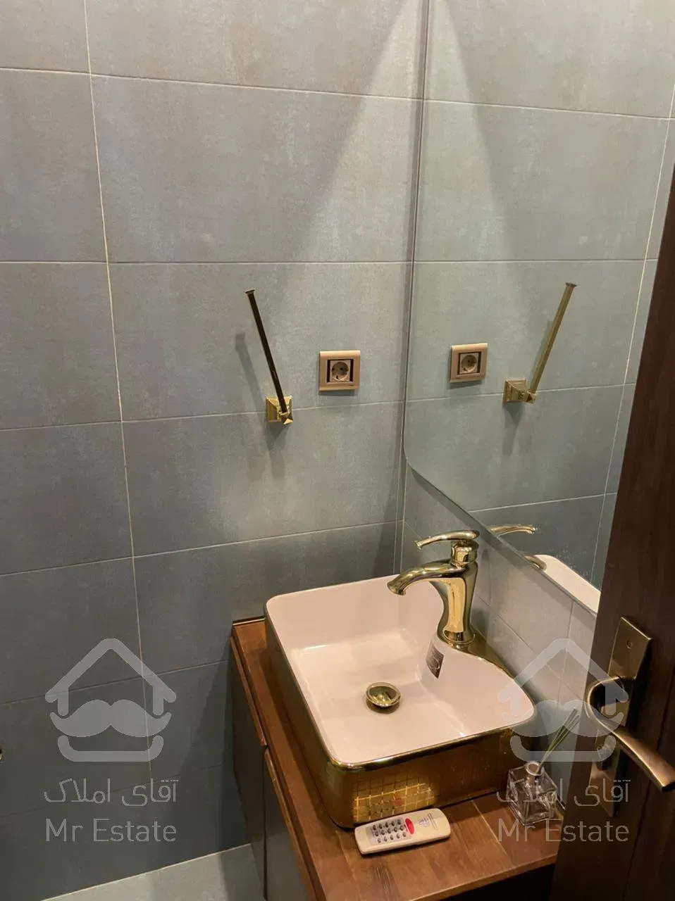 خرید آپارتمان سوپر لوکس در اقدسیه ۱۳۶ متر2 استخر