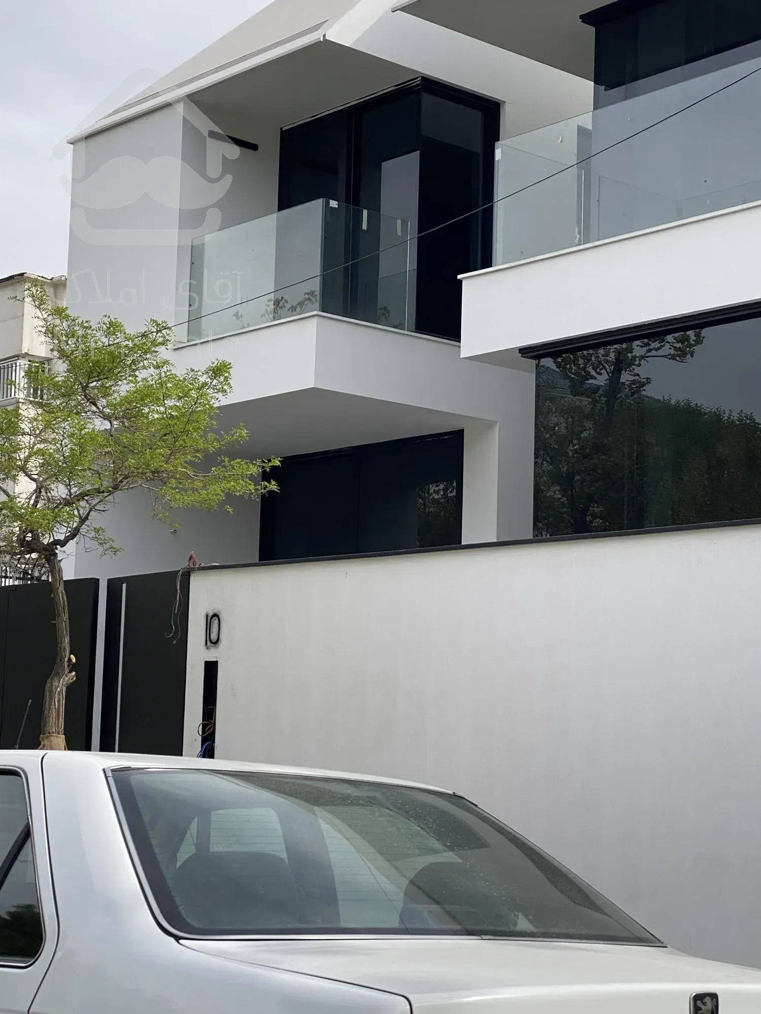 ۱۰۰۰ متر ویلای مدرن سوپر لوکس