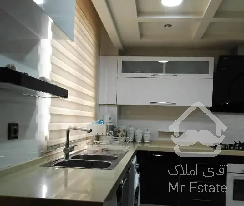 ۱۶۵ متر ۳ خوابه ونک شیراز شمالی