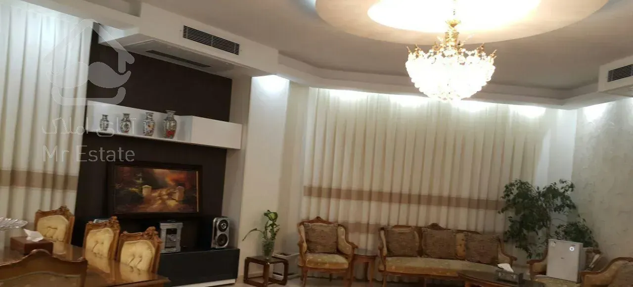 ۱۳۰ متر آپارتمان ۲ خواب شهرک غرب