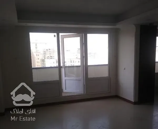 طبقه آخر-۹۰متری دو خواب-ویو دریاچه