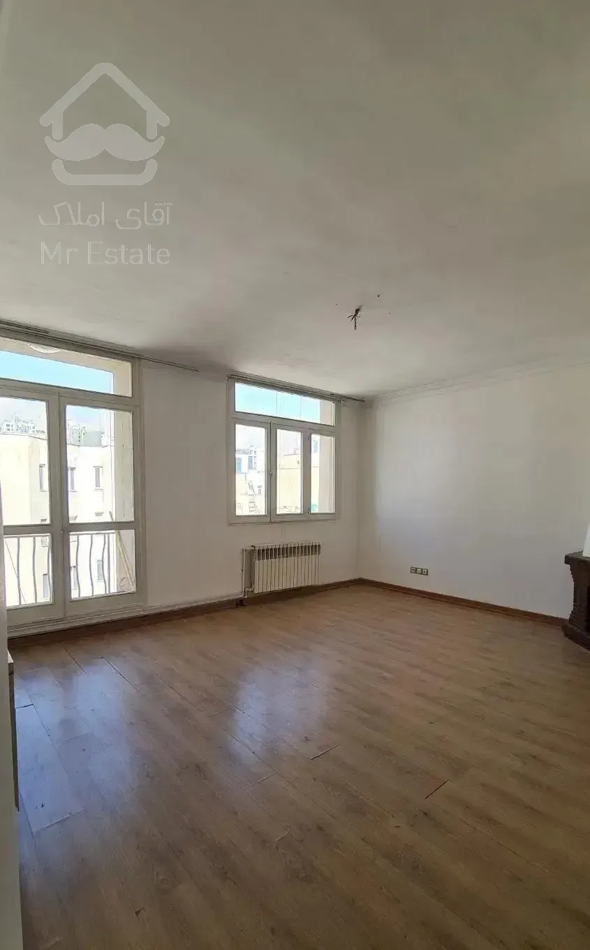 سعادت آباد/۱۲۵متر/۳خواب/صرافهای شمالی