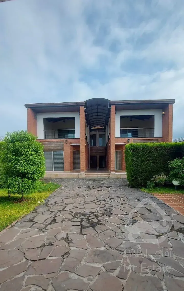 ویلا رویان 500 متر در 2 واحد دوبلکس