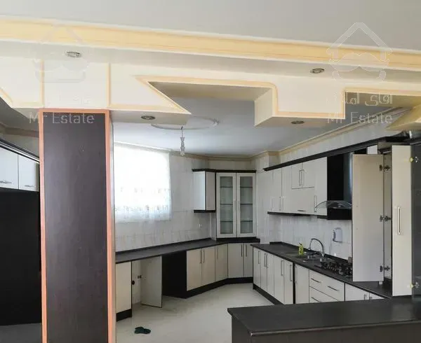 سه خوابه ۲۲۰متر تک واحدی بلوار پرستار