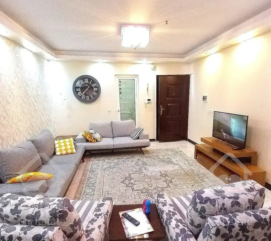 61متر فول امکانات آلاله شرقی الماس منطقه