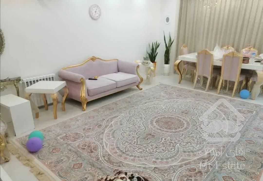 فروش ۱۰۲ متری دریاچه در برج های کوهک