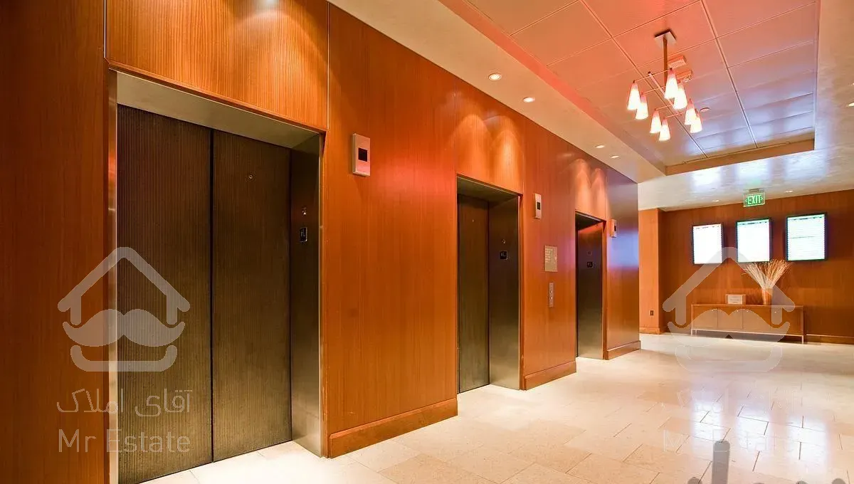 سرویس آسانسور با بیمه سرنشین