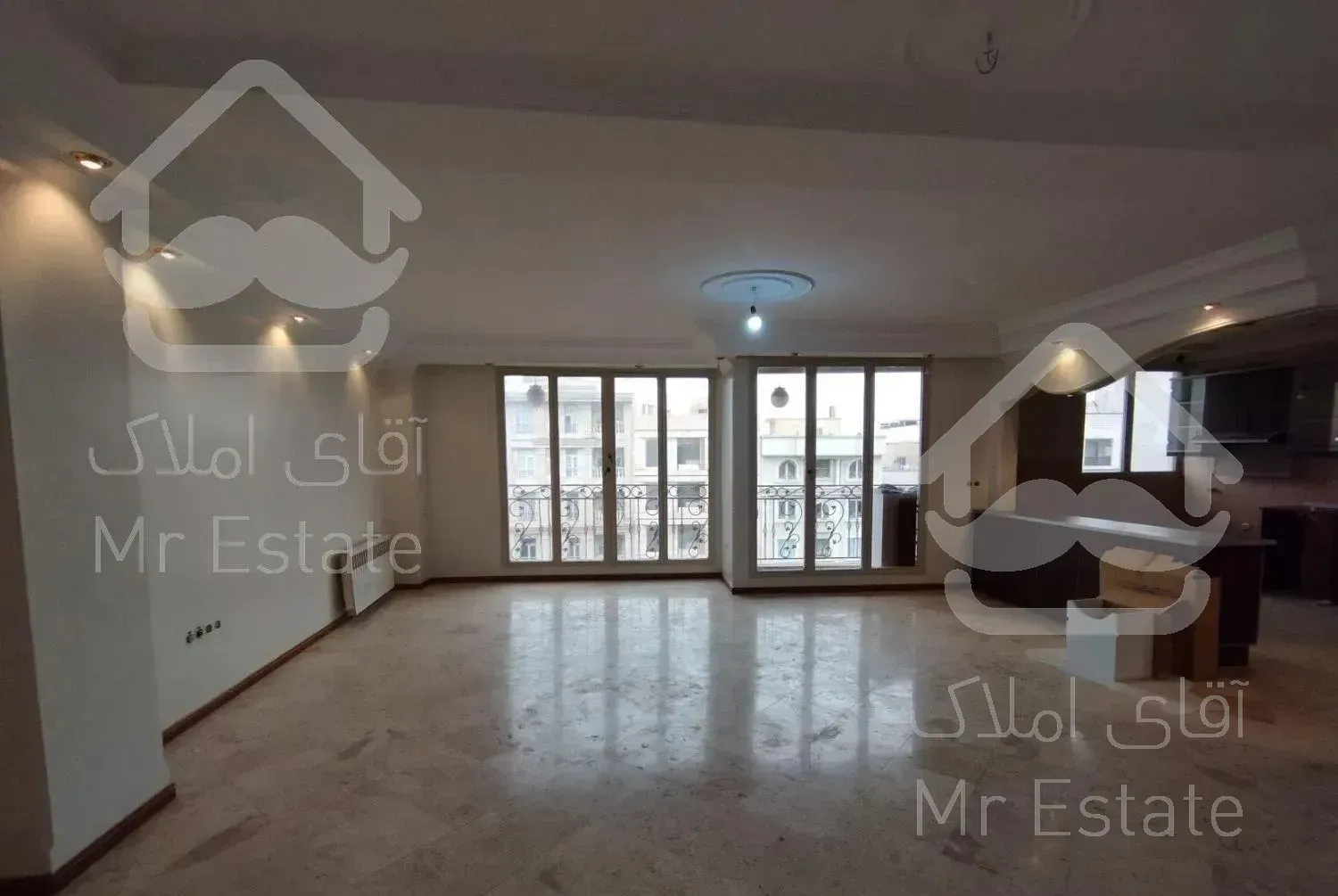 آپارتمان ریحانی قلیچ‌خانی / ۳ خواب / فول امکانات