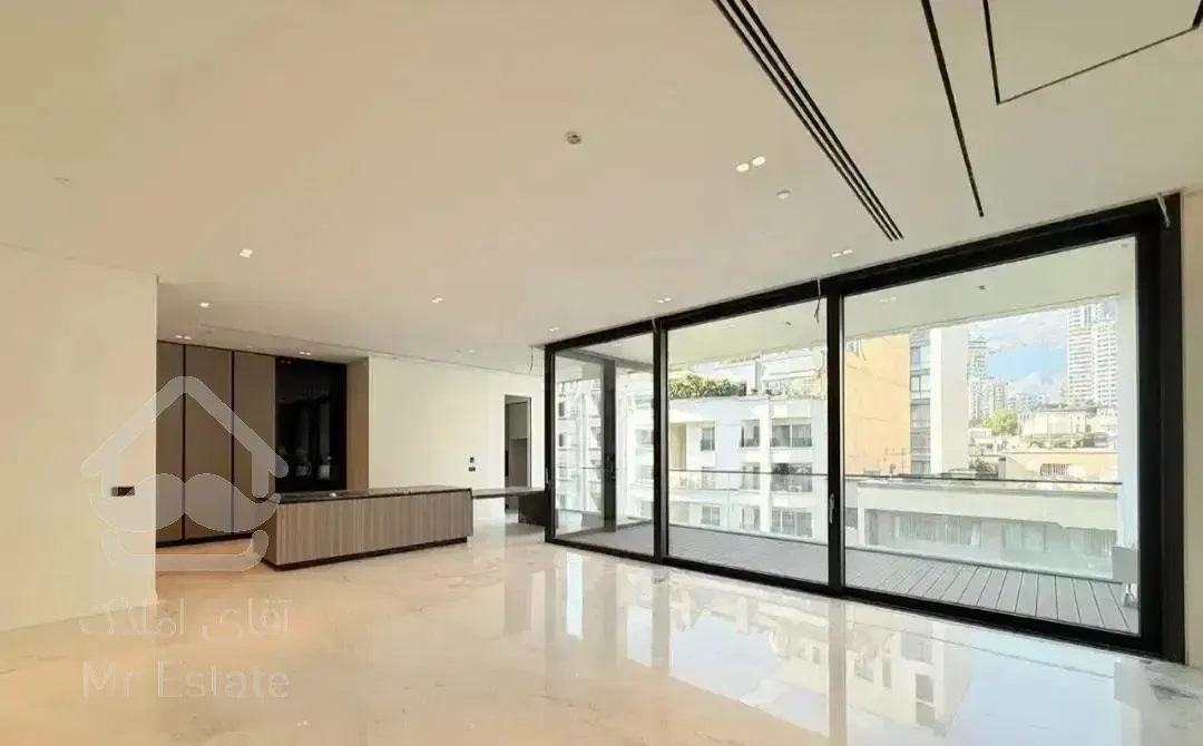 ۹۳ متر/تک واحد/نوساز کلیدنخورده/سالن پرده خور/غربی