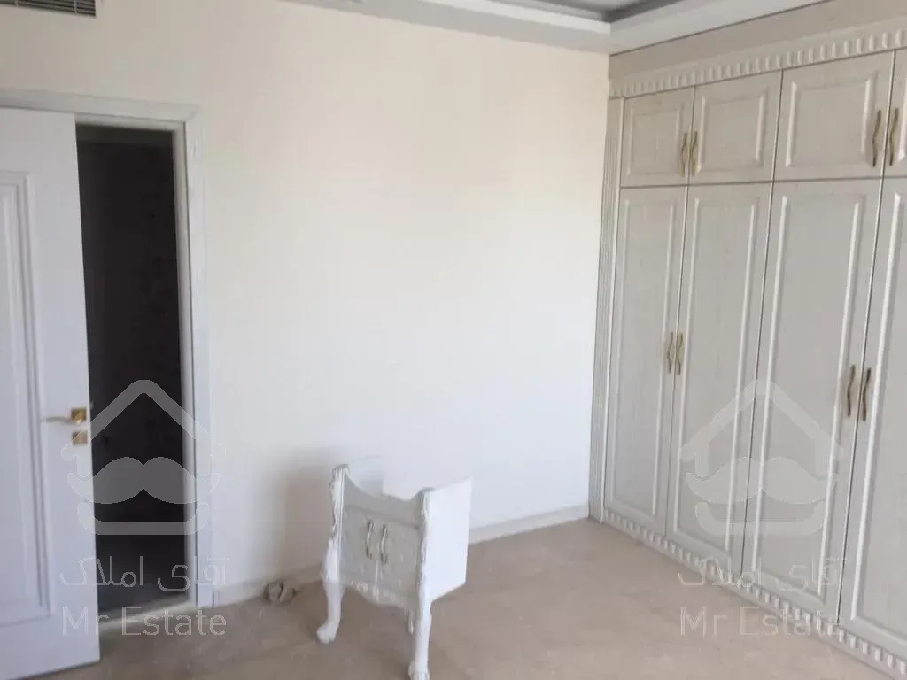 فروش آپارتمان ١٣٨متر اجودانيه