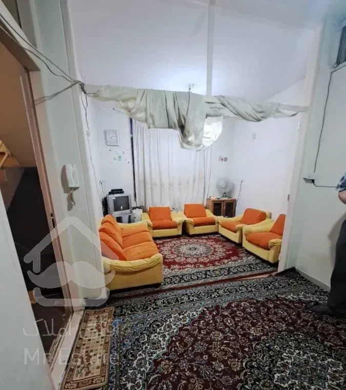 ۳۷ متری  تک واحدی طیب