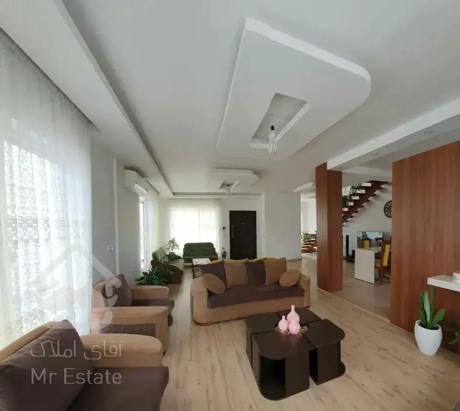 ویلا دربست ، مستقل ، داخل شهر