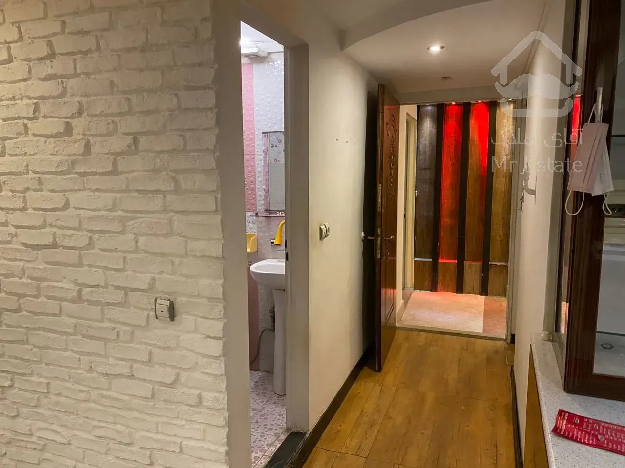 سعادت آباد سرو غربى ادارى ١٤٤ متر