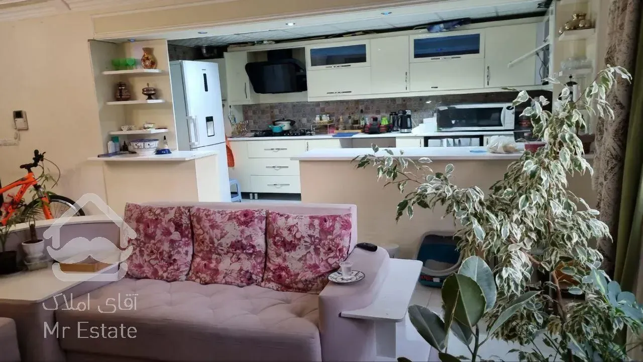 اپارتمان ۱۴۵متر/۳خواب/ریشمک