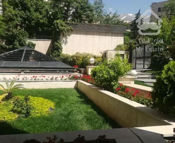 235 متر ** زعفرانیه سه خواب لوکیشن تاپ**