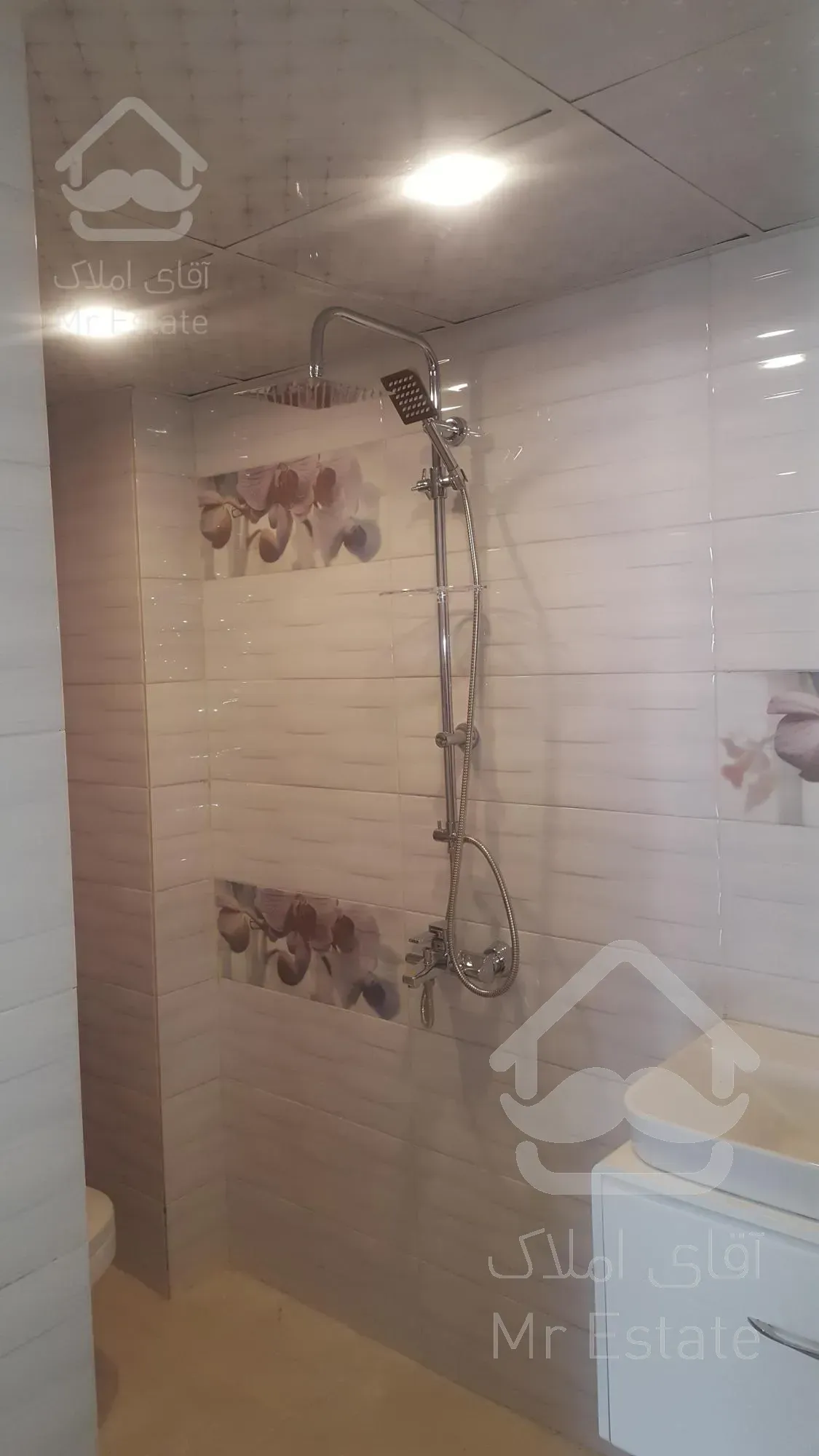 آپارتمان ۱۲۰ متری ۳ خواب