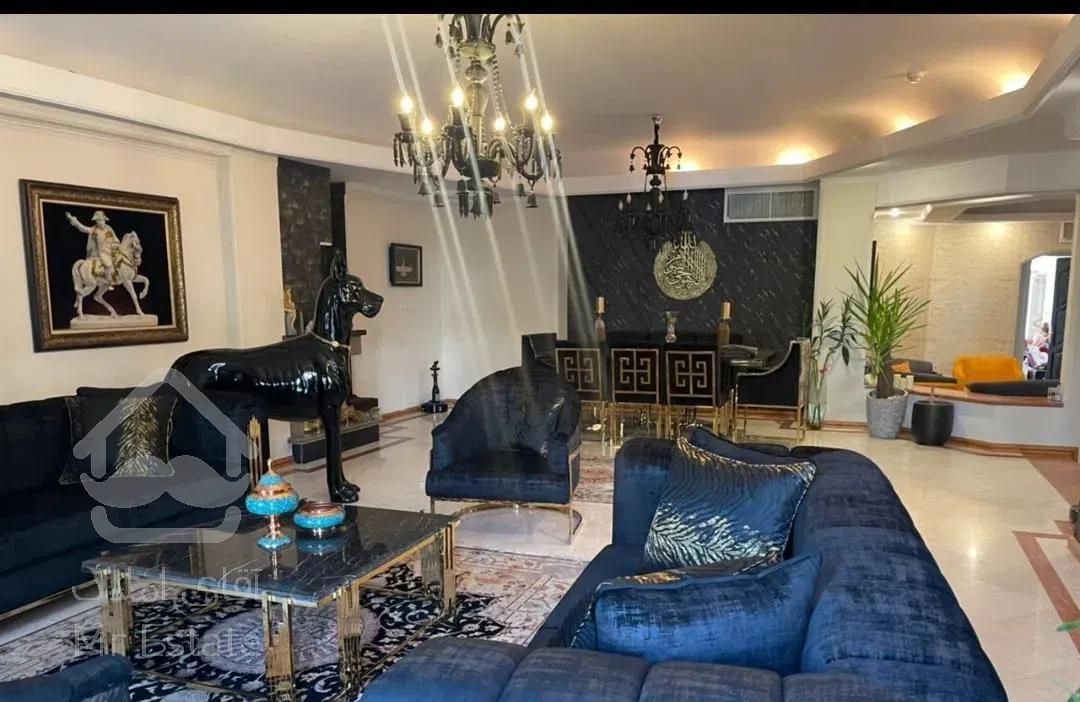 محمودیه ۲۱۰ متر ( خوش نقشه )