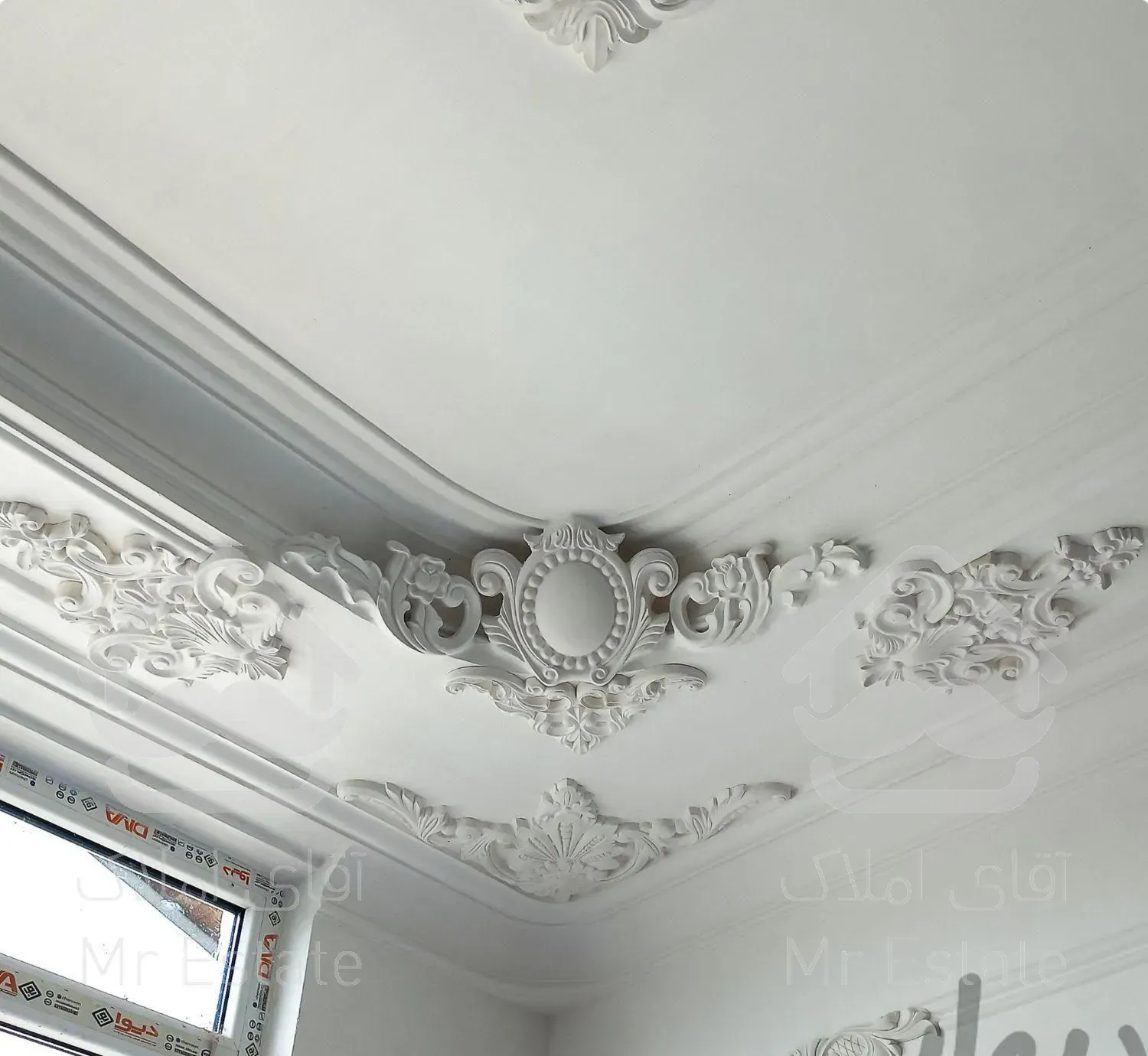 گچکاری و گچبری و لکه گیری ساختمان