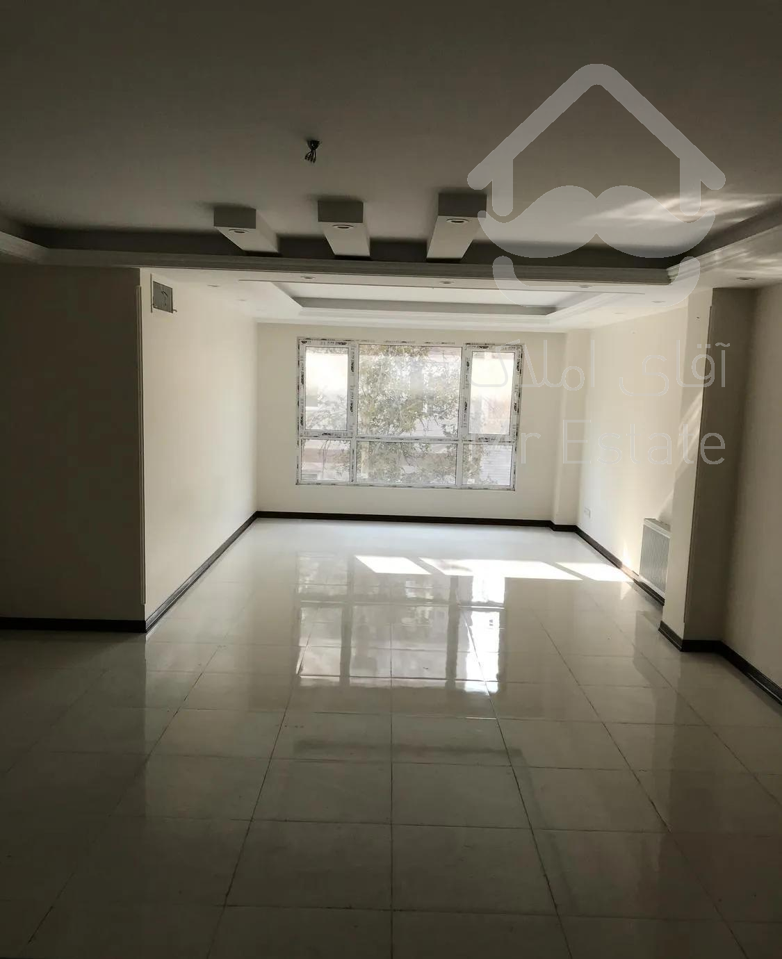 ۱۱۴متر ۲خواب تکواحدی ۲پارکینگه