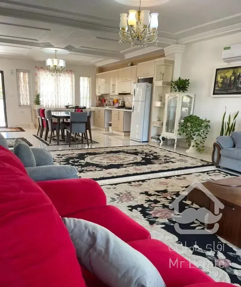 ویلای ساحلی با استخر سرپوشیده آبگرم و بیلیارد