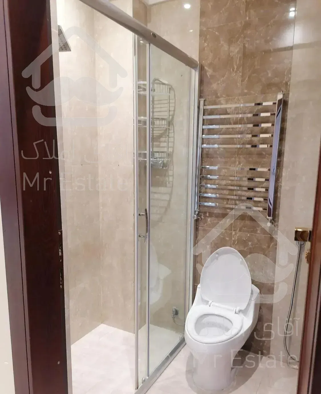 ۸۷ متر دو خواب ، قلهک