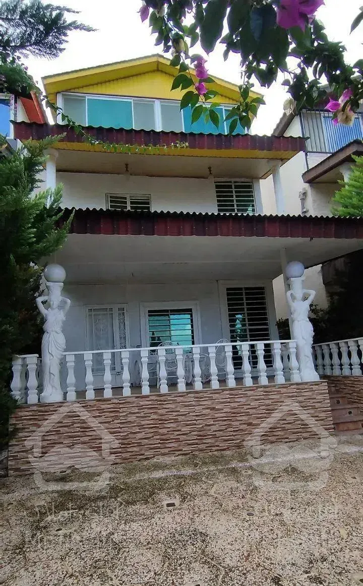 ویلا نخ شمال ۲۳۰متری/سندتکبرگ/شهرکی