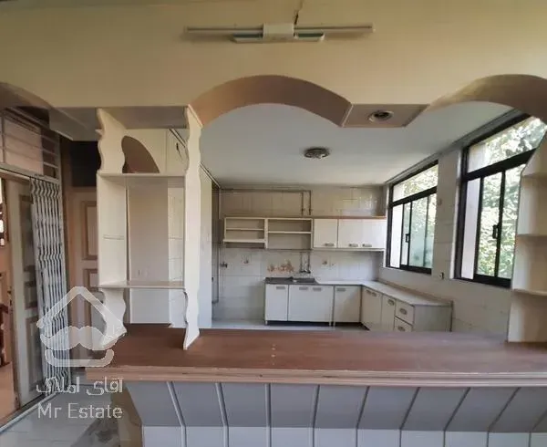 اپارتمان امام رضا ۳۱ ، ۱۲۰ متر