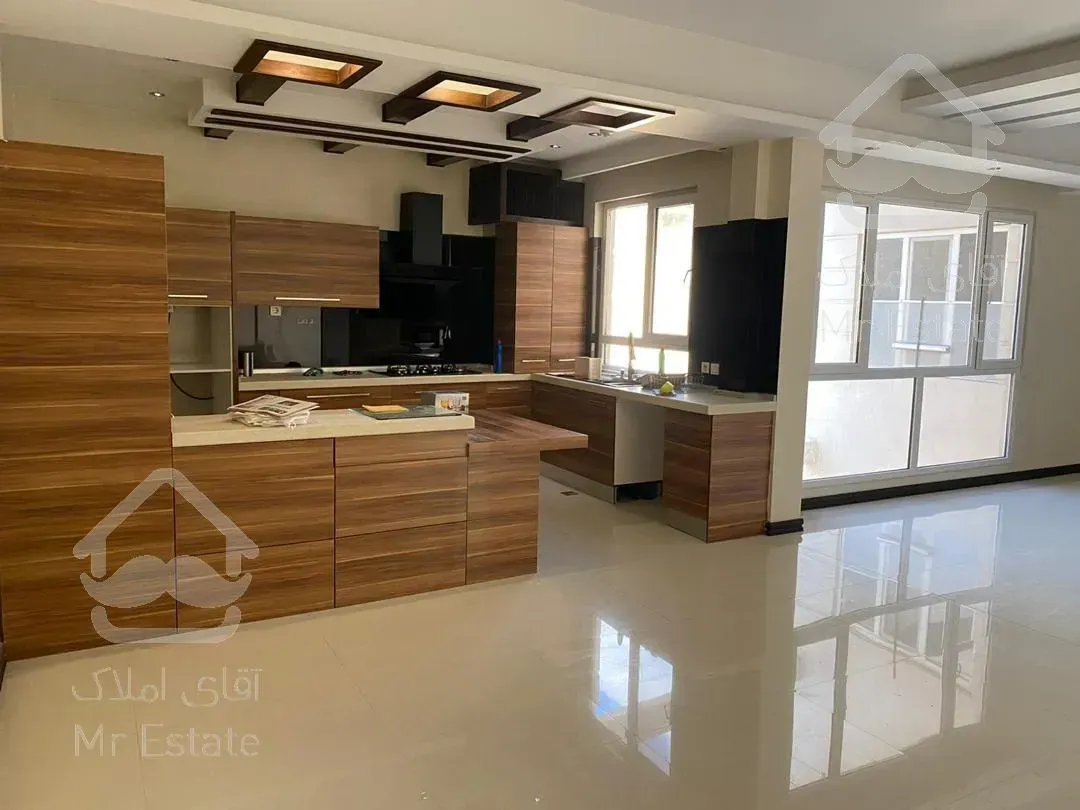 قیطریه اجاره ۱۳۵ متر ۲ پارکینگ سندی