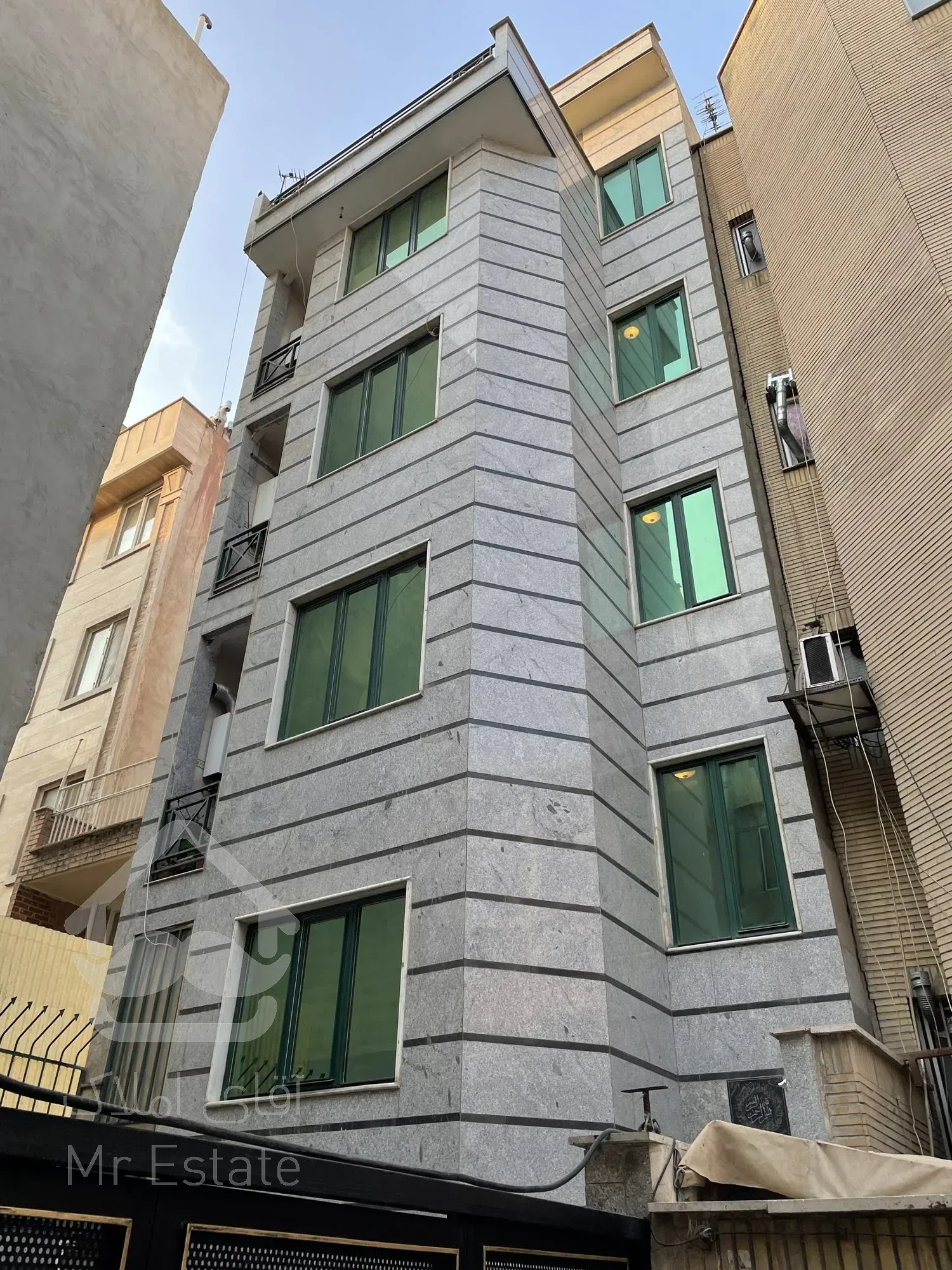 فروش ۵۵ منر