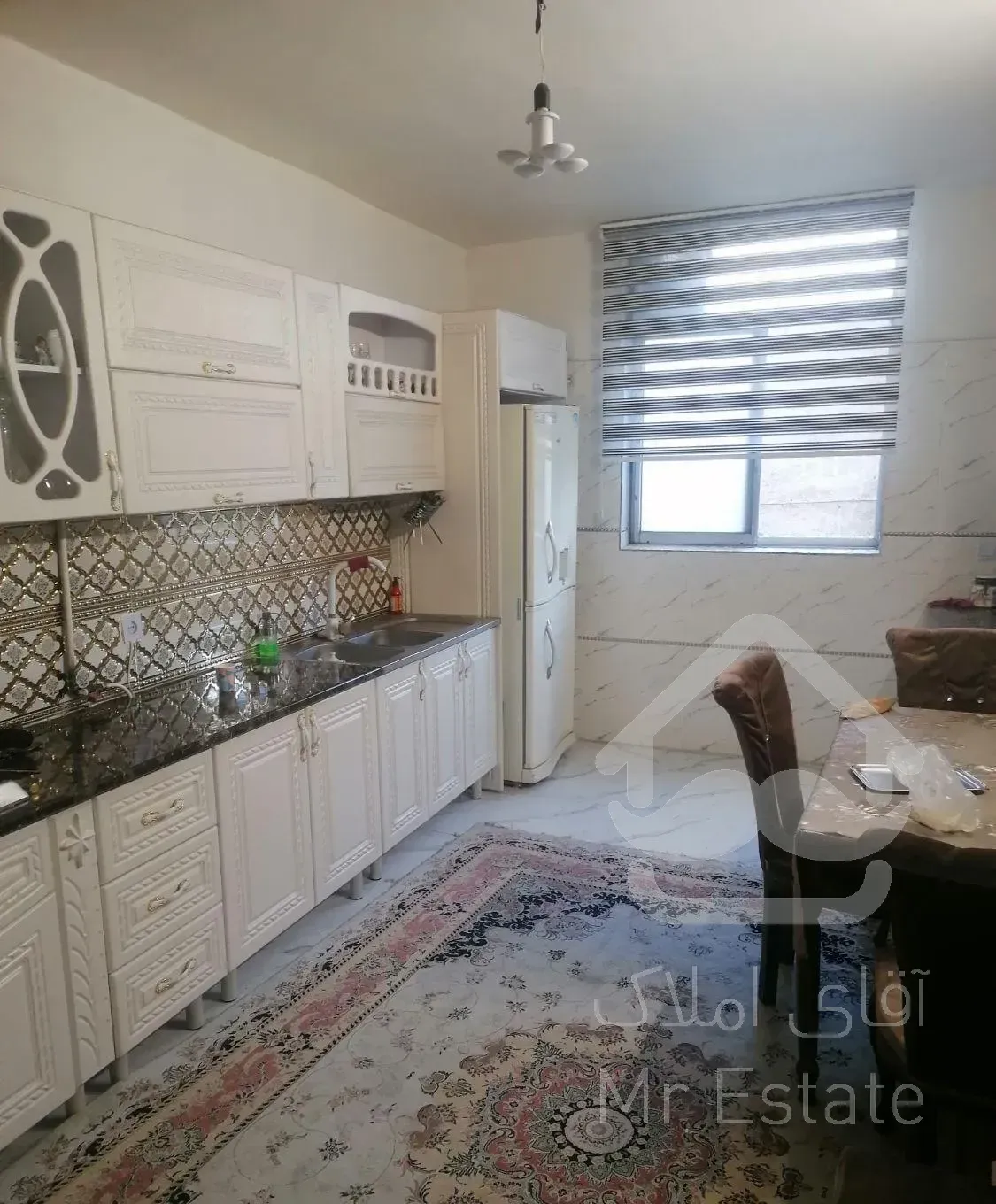 تکواحدی 140متری همکف حیاط دار