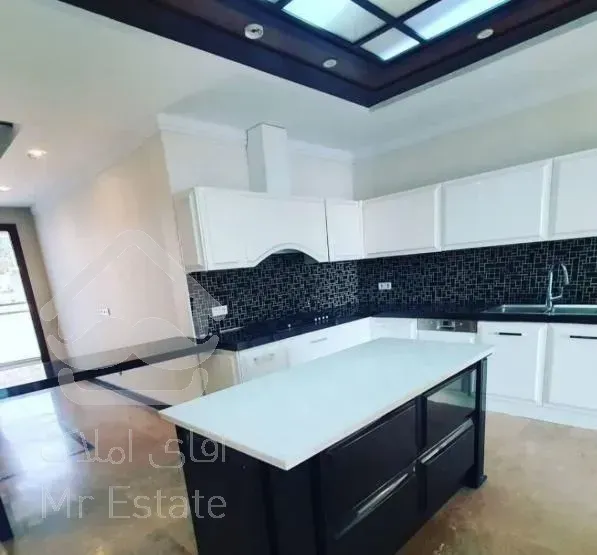 ۱۳۰متری/دوخوابه/۱۰ واحدی/مستردار/معالی آباد