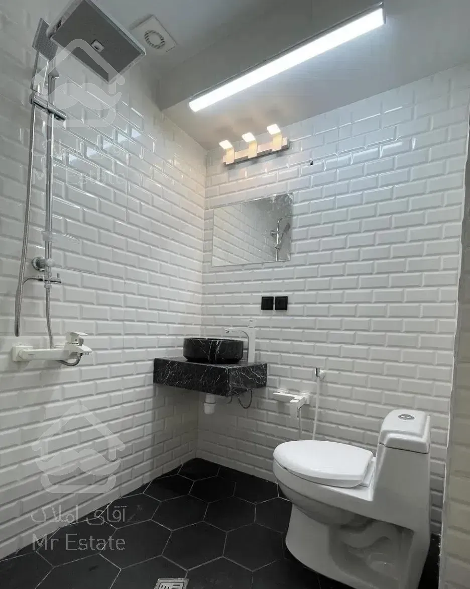 برج برند منطقه/ طبقه هشتم/ ویو کل تهران