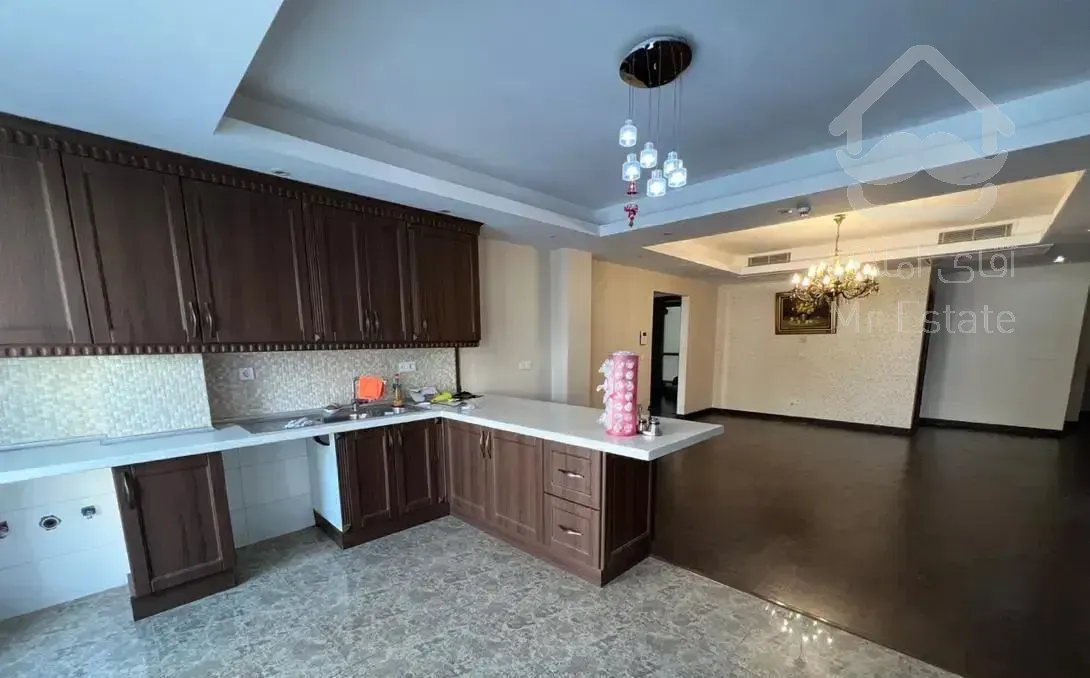 ۱۳۰ متر ۳ خوابه سعادت آباد