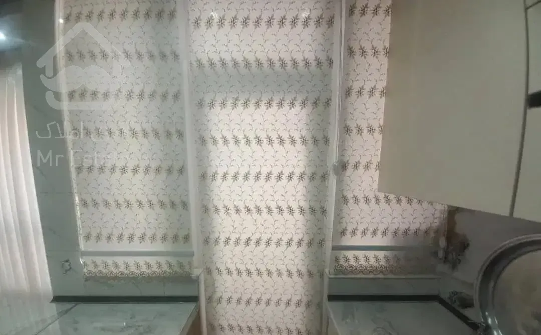 اپارتمان ۱۲۰ متری غرق در نور فول امکانات