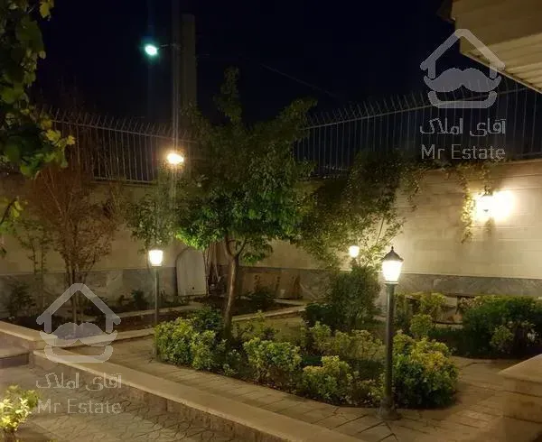 ۳۵۰ متر ویلا،سند تک برگ در بهشت پردیس