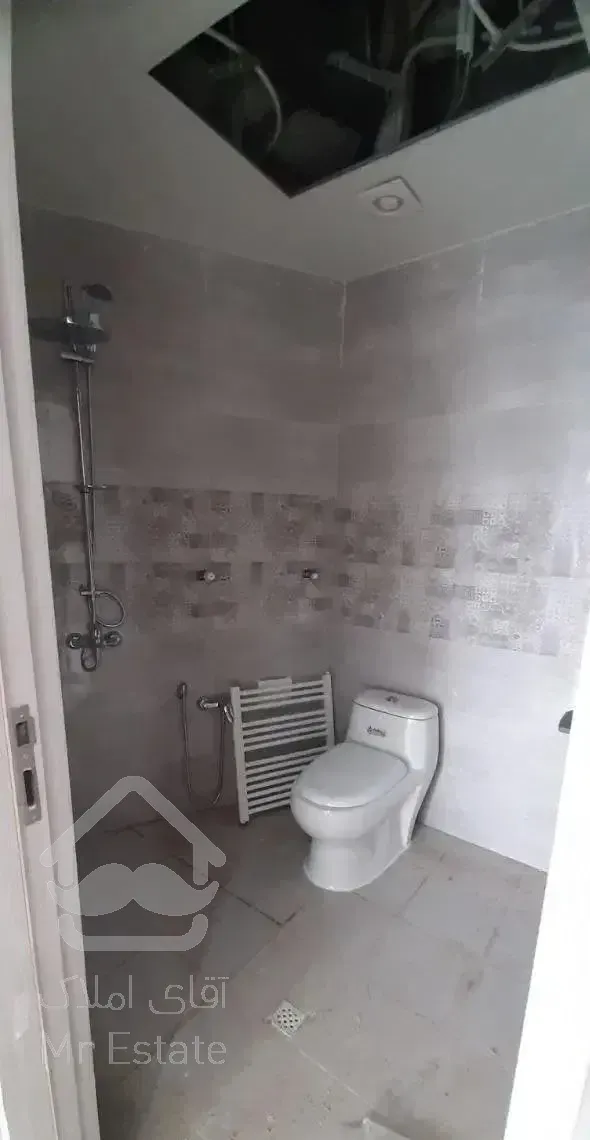 ۱۱۰متر/۲خواب/ویو‌دریاچه/برج مجلل