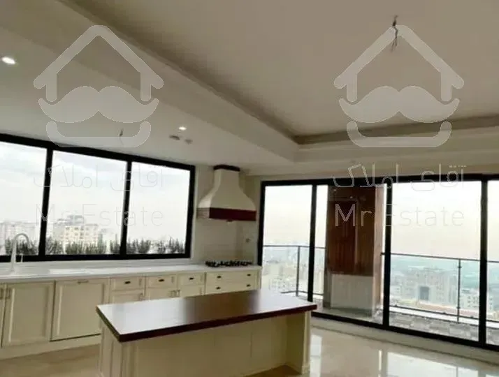 ۱۴۰مترقبا‌(زمرد‌)بدون‌مشابه۲پارکینگ